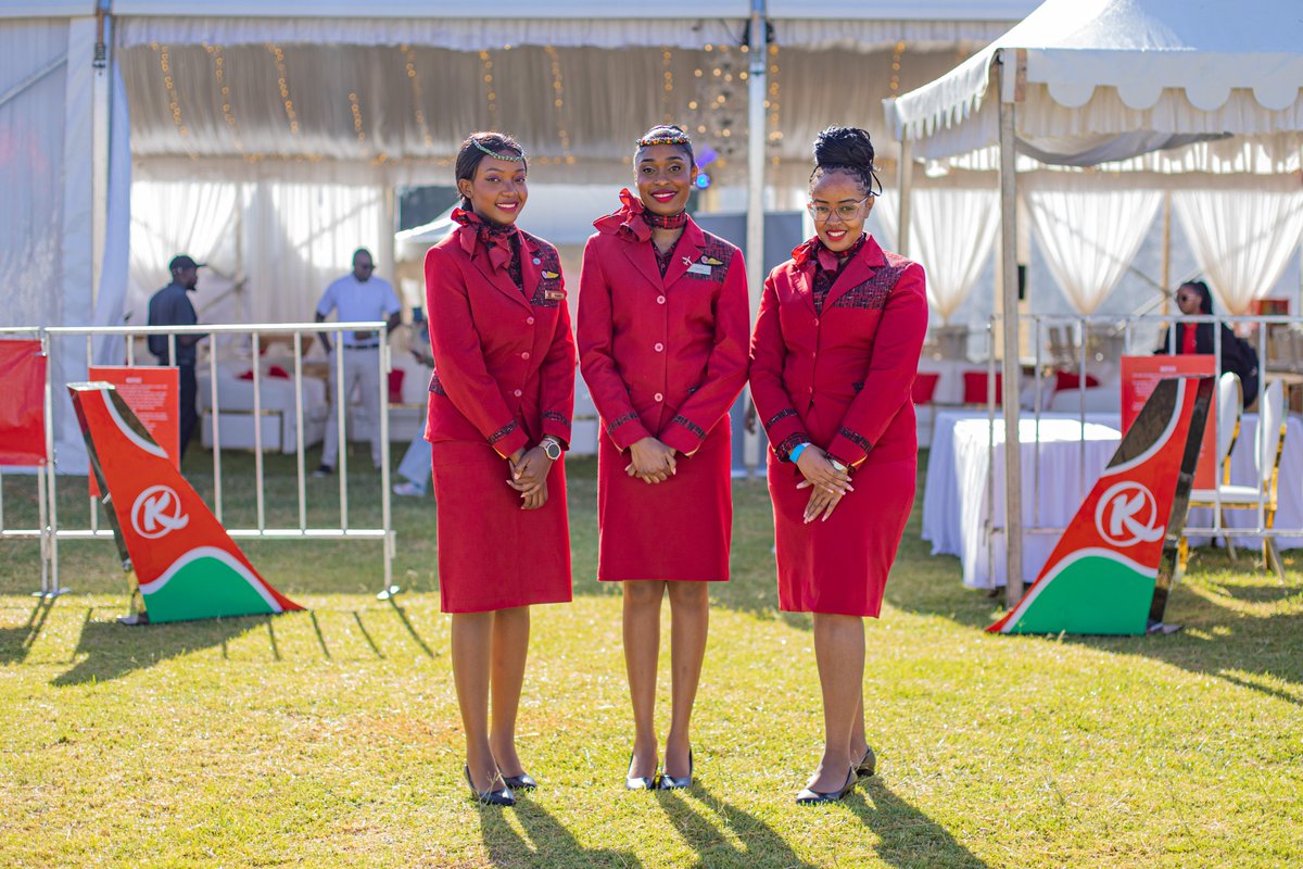 KenyaAirways's tweet image. ICYMI: How Our Crew Showed Up at Magical Kenya Open!
#PrideOfAfrica #KQWingsToSwings #MagicalKenyaOpen