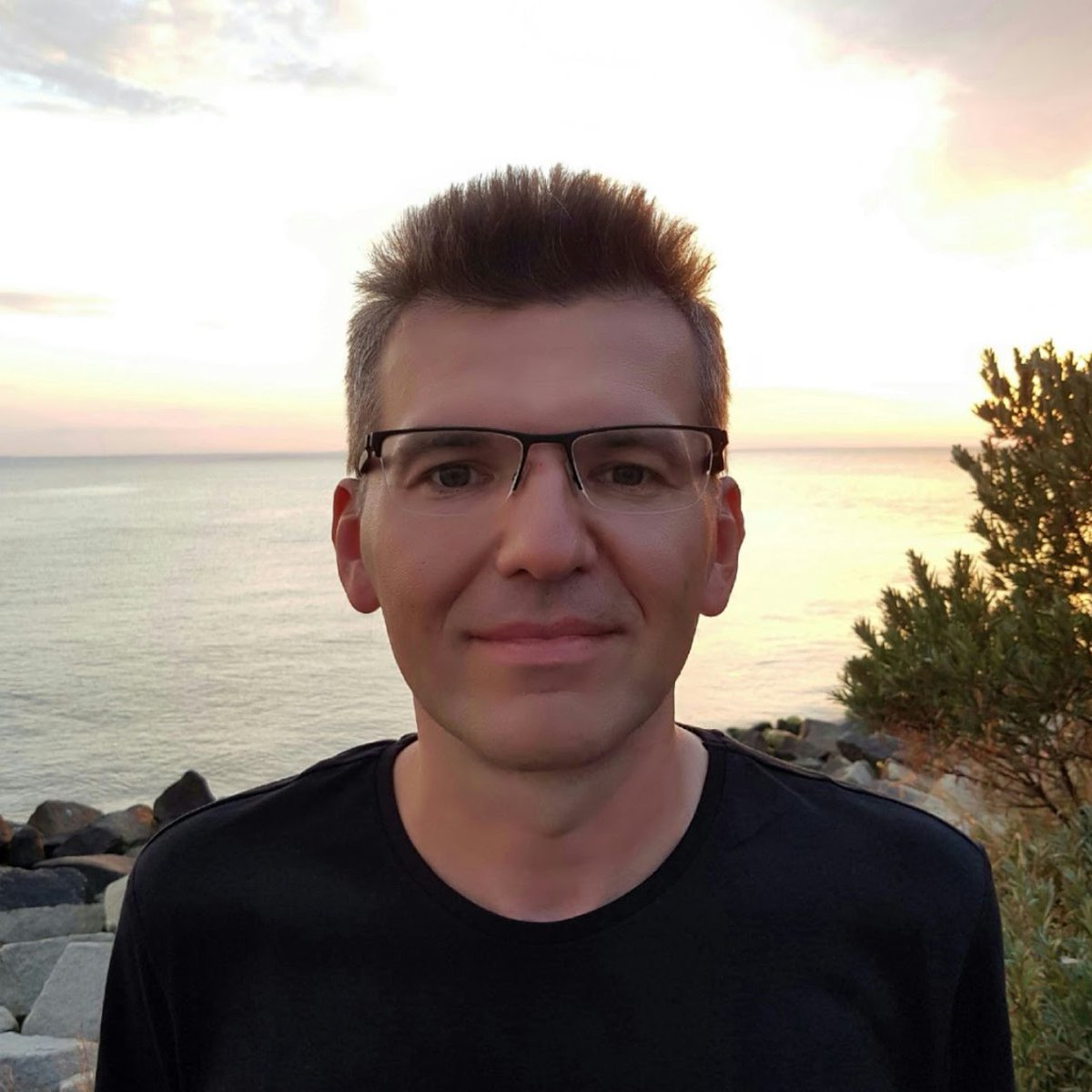 We proudly announce that on 18.02.2025, based on the decision of the President of the Republic of Poland Department member <a href="/BrzezinskiMich/">Michal Brzezinski</a> obtained the title of Professor of Social Sciences in the discipline Economics and Finance. Congratulations👏👏👏