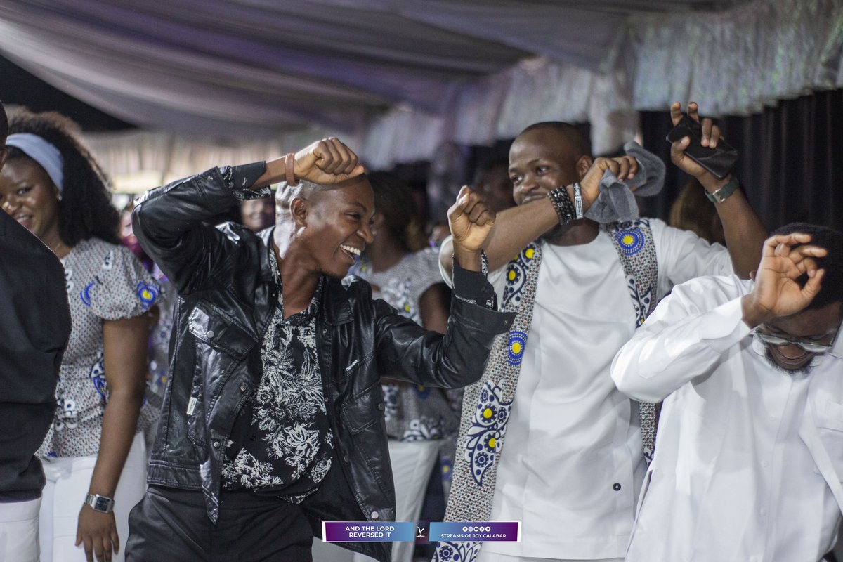 barry_rafa's tweet image. In The Presence of God, we no Dey Package 😍😍 visit @streamsofjoyHQ streams of joy in your location and experience Joy❤️
#NSPPD #nsppdnigeria #nsppdnigeriaconference