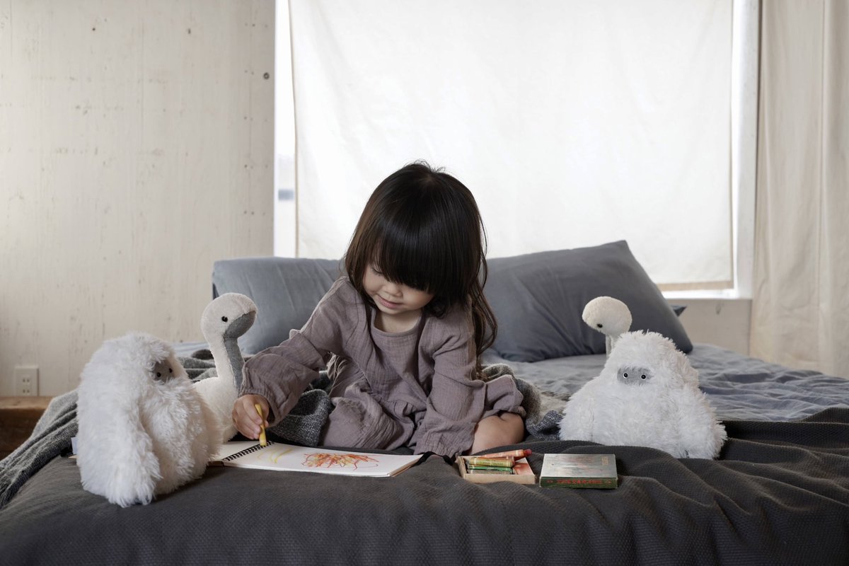 「BABY YETI」と「BABY NESSIE」も連れて行きます。
まだ産毛の残るイエティとネッシーの赤ちゃんが帰るおうちをさがしています。
#イエティネッシー #mokemono 