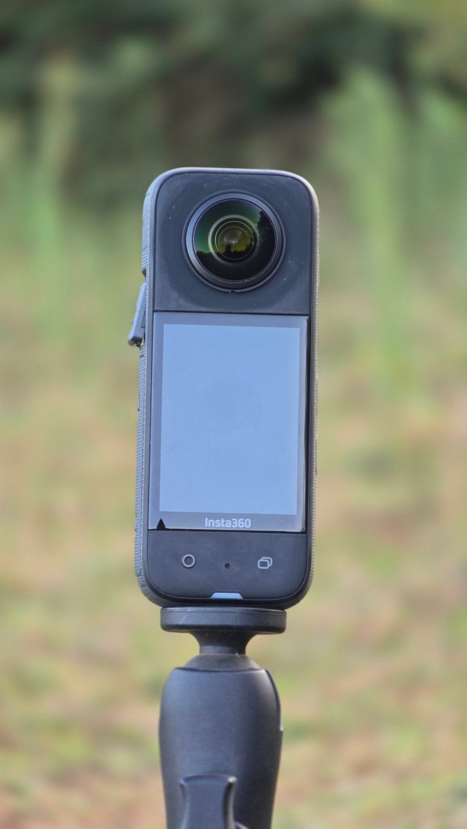 Another slightly used Insta 360 X3 on sale for ksh 45k

Call or Whatsapp me on 0723315919 for inquiries