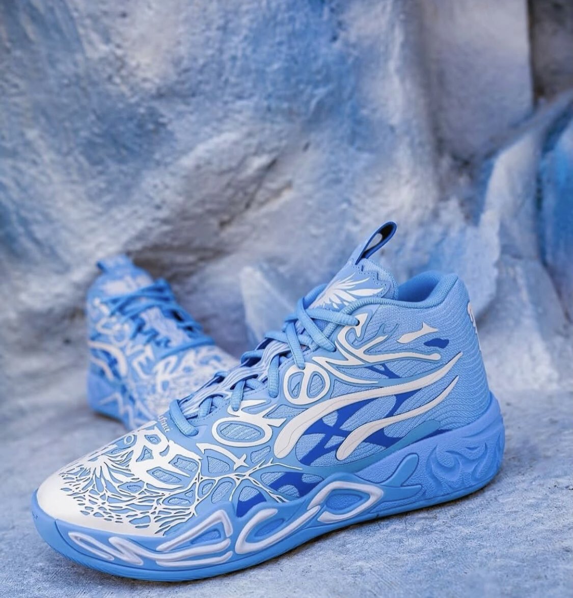 Due to public demand the LaMElo’s are here? 
       Available in size 39.40.4142.43.44.45 
Order with us📦 
<a href="/raphtravin/">Raphael Ogwal Travin</a> <a href="/EDWINBEKA/">beinomugisha edwin</a>