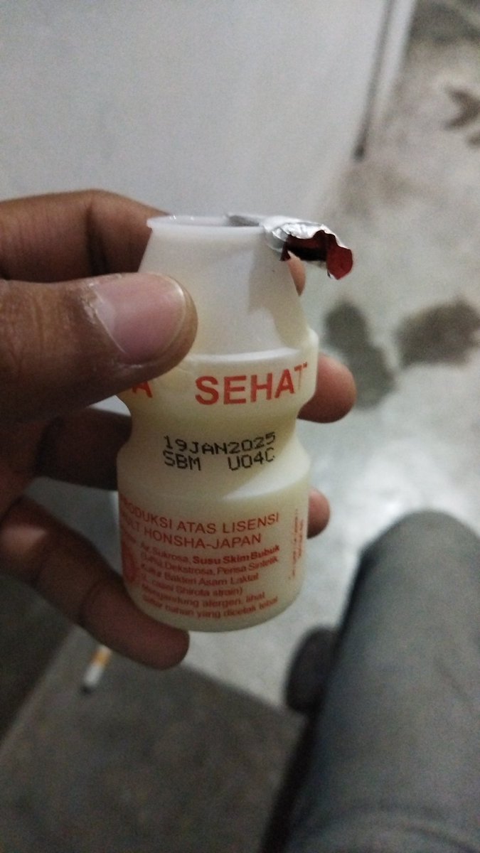 Cut3dvl's tweet photo. @convomf gua minum di tgl 4 februari wkwk https://t.co/eWopD4x0Vu