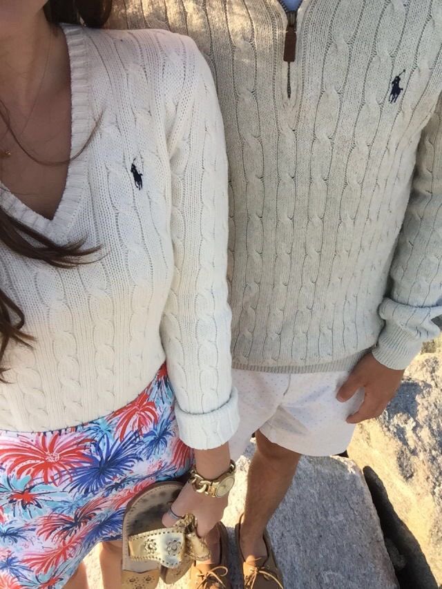 Diorgirlx's tweet photo. matching outfits https://t.co/97ArDEdvGf