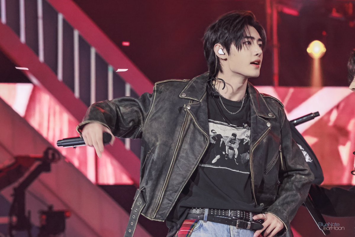 250222
#엔하이픈 #ENHYPEN 
 #성훈 #SUNGHOON