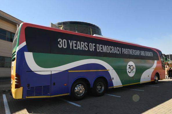 GCIS_IRC's tweet photo. The celebration of #30YearsofFreedom continues and will be rolled out throughout the country with various activities planned. The 30-year bus will be coming to your province soon! Be on the lookout 😉 #Freedom30
#30YearsBusOfDemocracy
#SpotTheBus https://t.co/NH5wH50XHN