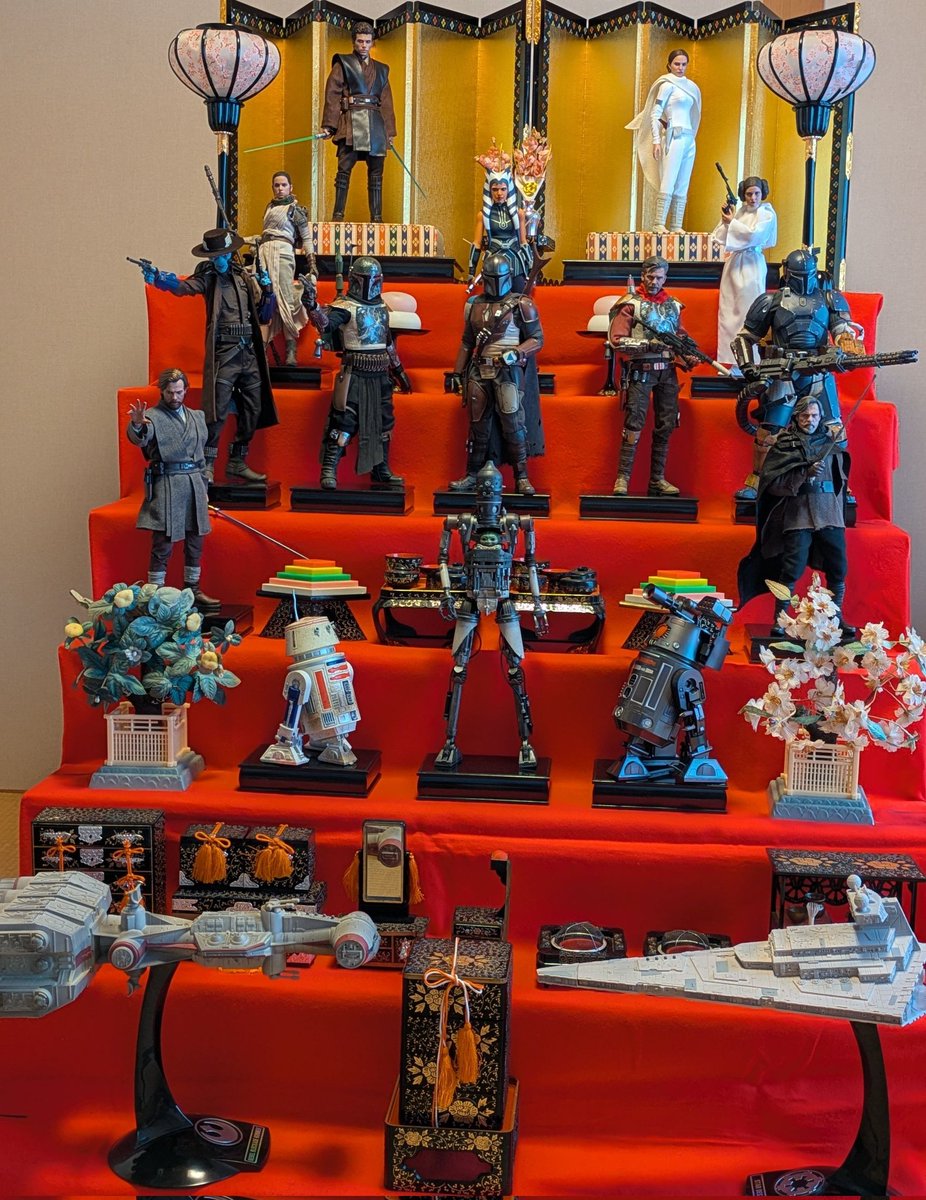GutchVader's tweet image. はい、今年も飾りましたよスターウォーズ雛飾り😍💗
もう飽きたなんて言わないでね、メンバー変えてるから😂😂😂
#ホットトイズ  #Hottoys