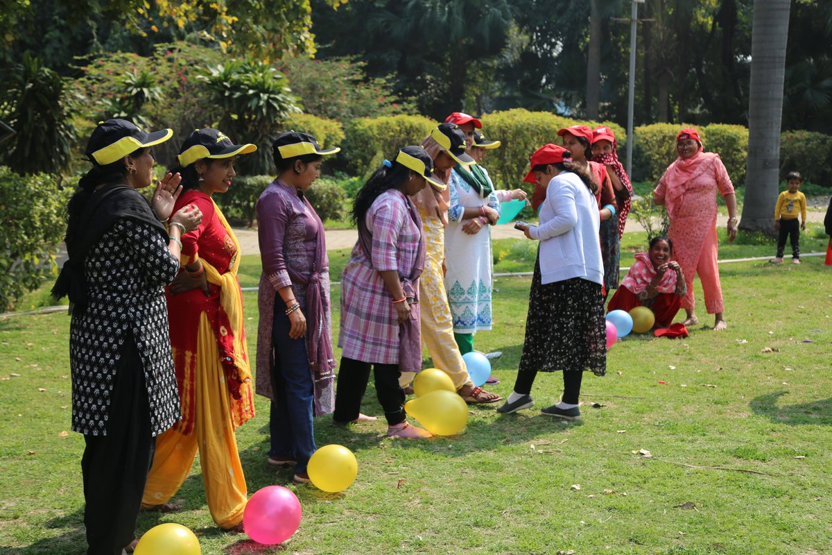 butterfliesngo's tweet photo. Parents #SportsDay Highlights !

Parents of children from different contact points of @butterfliesngo  across Delhi came together to show off their sporting spirit and teamwork! 

#HulaHoop #DragonTail #TugofWar
 #CommunitySpirit #ActiveTogether #FunAndUnity https://t.co/M8mpgQ5pJw