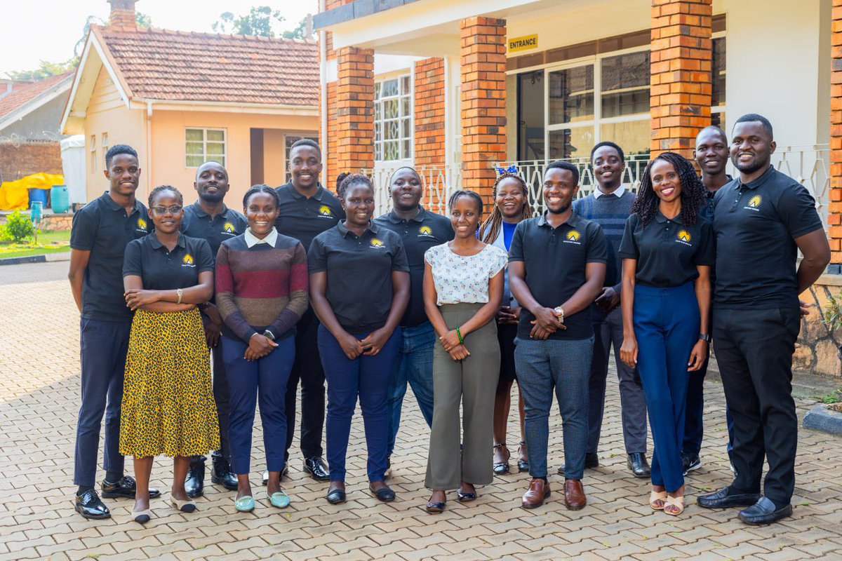 Einstein Rising tweet media