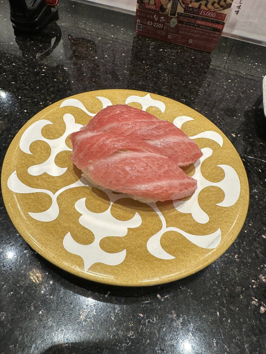 cocotak's tweet photo. 2日目の朝食は人気の「きくよ食堂」さんで美味しい海鮮丼をいただきました。
今回はお目当ての活イカ活けづくりは残念ながらありませんでしたが、新鮮でおいしい海鮮丼でした。
その後、ホテルをチェックアウトして五稜郭観光に行ってきました。

動画はコチラ→https://t.co/00E5FLZ6Y2

#函館 https://t.co/cRP7jigOxQ