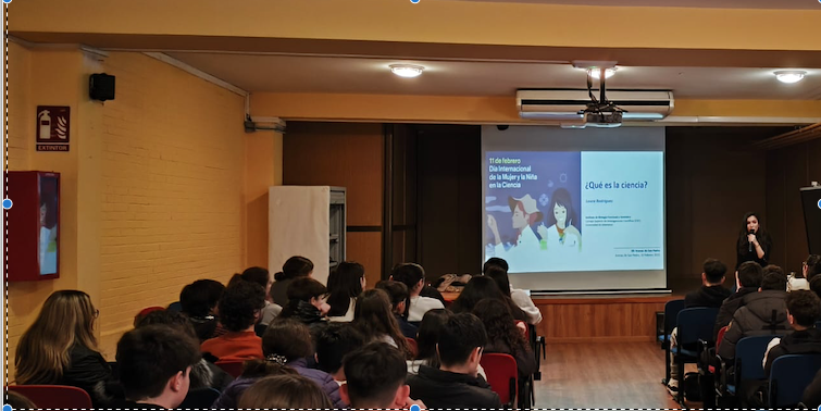 Nuestra investigadora predoctoral, Laura Rodríguez Santos, en la charla "¿Qué es la ciencia?" impartida el 10 de febrero en el <a href="/IesarenasdeSanP/">IES Arenas de San Pedro</a> (Arenas De San Pedro, Ávila) a alumnos de ESO y Bachillerato. El IBFG sigue presente en acciones de divulgación a la sociedad <a href="/UCCiUSAL/">Unidad de Cultura Científica y de la Innovación</a>