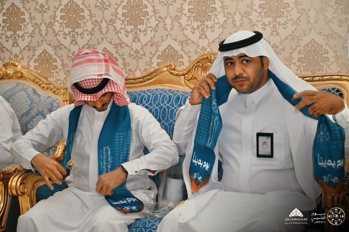 baladaalhorath's tweet photo. شارك منسوبو بلدية الحرث في الاحتفال بيوم التأسيس، مؤكدين اعتزازهم بتاريخ المملكة وتراثها العريق.

#بلدية_الحرث
#أمانة_منطقة_جازان 
#يوم_بدينا_1727     
#يوم_التأسيس https://t.co/4StMnwltMt