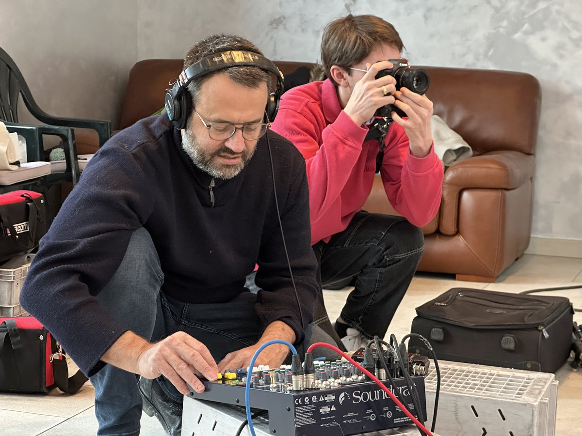 Aujourd’hui, on tourne le prochain Territoire Éco Var chez Pâtes Lanza à Solliès-Pont <a href="/Var_Matin/">Var-matin</a> <a href="/guilhemricavy/">Guilhem RICAVY</a> <a href="/mcberenger/">Marie-Cécile Bérenger</a> <a href="/amandroussel/">Amandine Roussel</a> <a href="/lorisbiondi/">Loris Biondi</a>