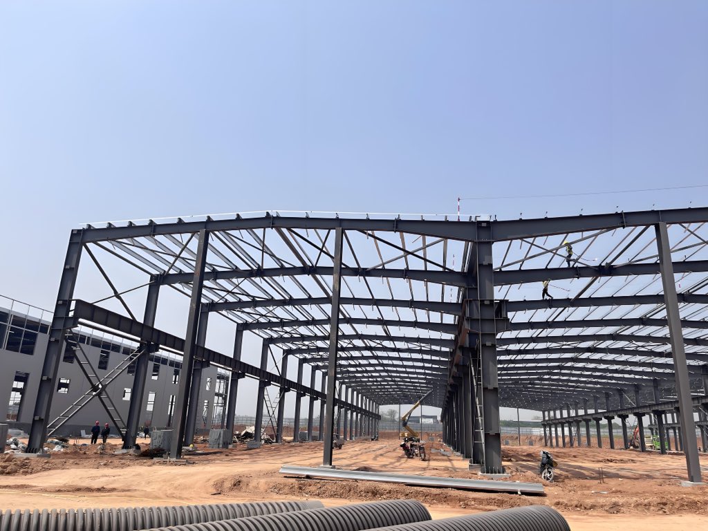 Structure_BY's tweet image. Transform your projects with durable steel structures. Engineered for strength and built to last. #SteelConstruction #StructuralIntegrity #FYP