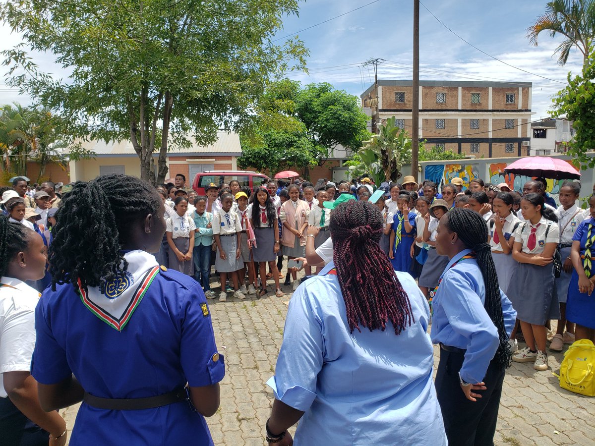YessMpanazava's tweet photo. 📣📣📣⭐
HER MIGHTY MIGHTY WORLD
........🚨
Empowering girls to change the world, one adventure at a time
 A community of girls who are changing the world! Join us this week and become a part of something big.Develop leadership skills, build, confidence and make lifelong friend https://t.co/WIlwluRTZy