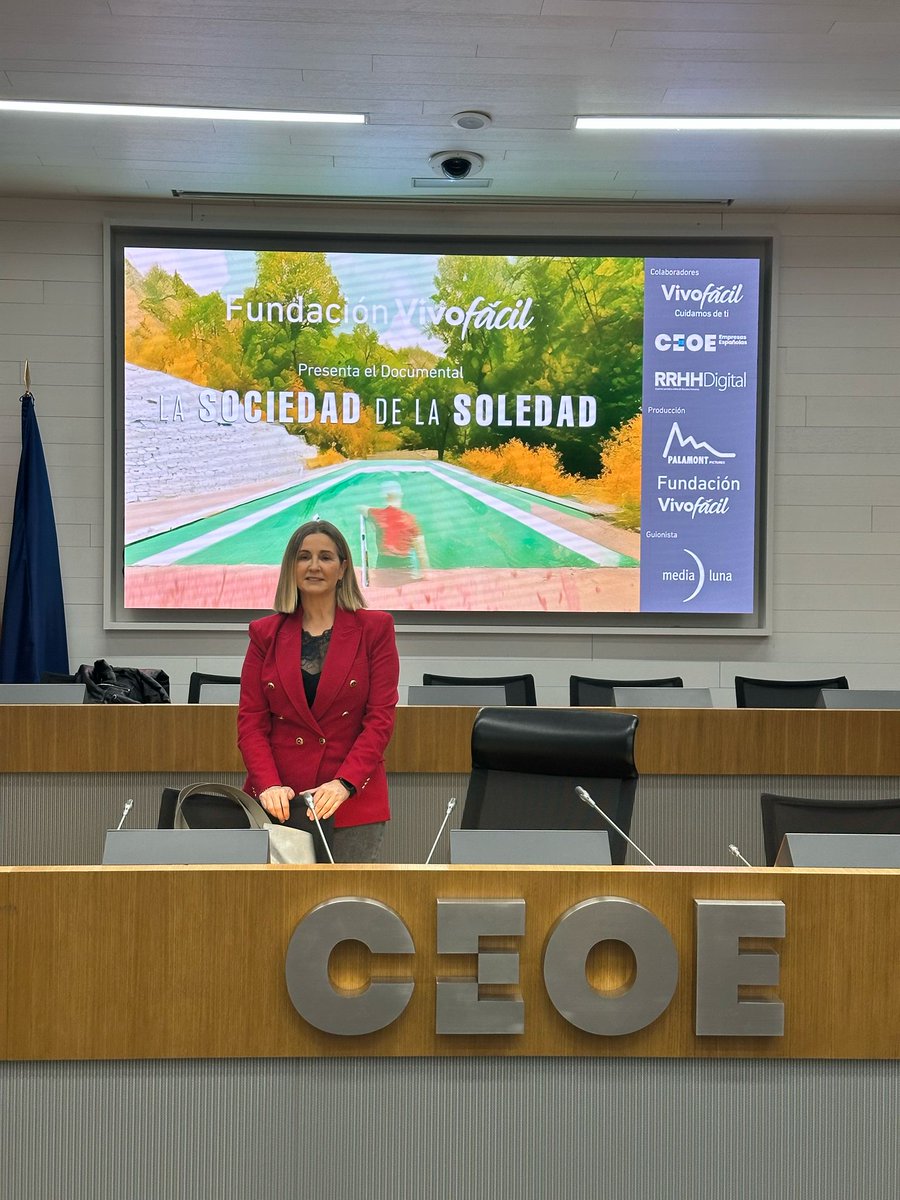 Gracias @elmundopormontero por hacerme estas fotos. Me gusta tu mirada de cine. Seguiremos haciendo juntos cine corporativo. Es la gran innovación de estos tiempos. Guion con imagen sigue siendo la clave del éxito.

#cinecorporativo #guionesdeimpacto #medialunacom