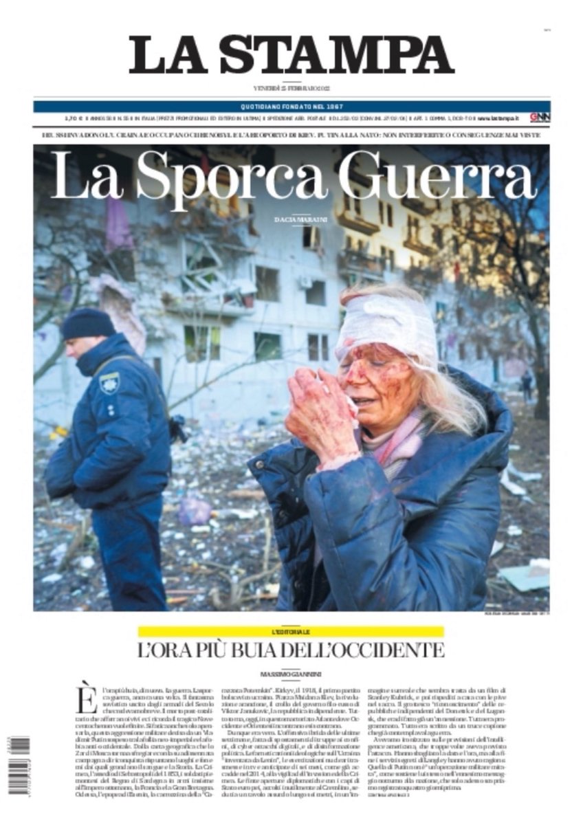 Mariettatidei's tweet photo. Tre anni fa la Russia invadeva l’Ucraina, portando morte, distruzione e terrore tra la popolazione di quel Paese per la sete di conquista di #Putin.
Dopo poco più di mille giorni, con il benestare di #Trump si vogliono imporre trattati di pace iniqui al popolo ucraino senza che i suoi rappresentanti possano sedere al tavolo delle trattative.
Non è stata una guerra.
È stata una invasione. 
Contro la quale in Italia e nel resto dell’Europa in centinaia di milioni scendemmo in piazza per protestare e per dare solidarietà agli ucraini.
Chi in queste ore fa finta di non ricordarlo, è un ipocrita.