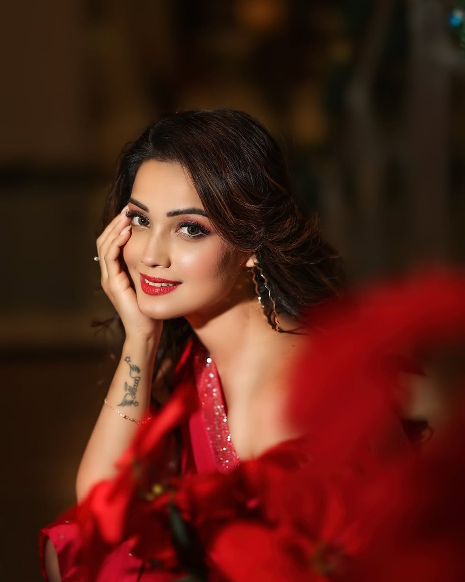 इ’श्क़ का दर्द-ए-बे-दवा है ये...

जाने तेरी बला कि क्या है ये...