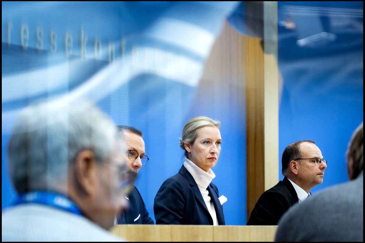 Duitsland, Berlijn. 24 Februari 2025. Alice Weidel van de Alternative für Deutschland (AFD) houdt een persconferentie een dag na de verkiezingen in Duitsland.