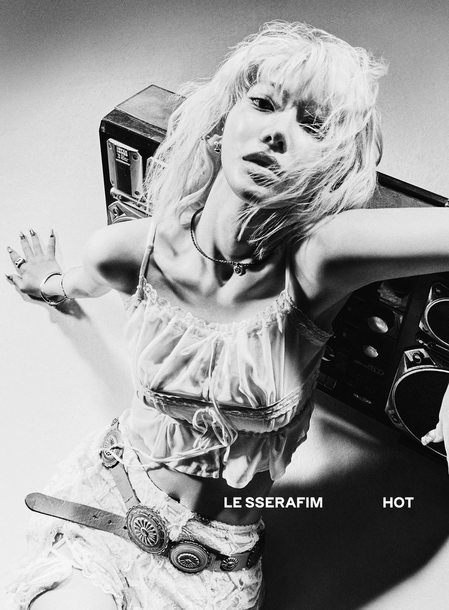 LE SSERAFIM 5th Mini Album 'HOT' CONCEPT PHOTO - DRENCHED VETIVER