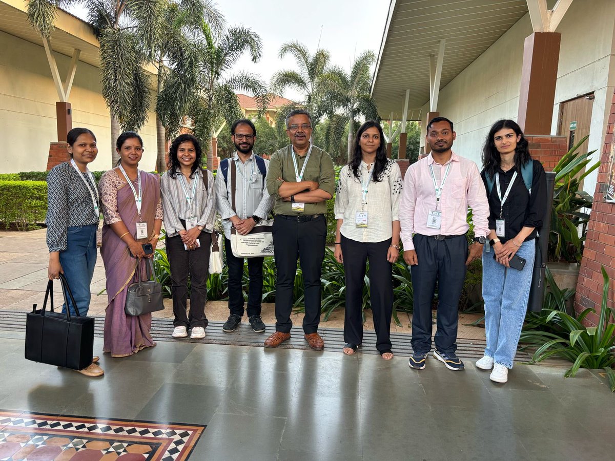Siddhi Jalmi (@sidd0208) on Twitter photo "A wonderful reunion with my PhD mentor, Dr. Alok Krishna Sinha, and juniors at the 46th Meeting of the Plant Tissue Culture Association & National Symposium at BITSGoa! <a href="/alokksinha/">Alok Krishna Sinha</a> <a href="/Banerjee_Gopal_/">Gopal Banerjee</a> <a href="/SarveshJonwal/">Sarvesh Jonwal</a> <a href="/bitsgoa/">bits pilani goa</a> <a href="/NIPGRsocial/">BRIC-NIPGR</a> "A wonderful reunion with my PhD mentor, Dr. Alok Krishna Sinha, and juniors at the 46th Meeting of the Plant Tissue Culture Association & National Symposium at BITSGoa! <a href="/alokksinha/">Alok Krishna Sinha</a> <a href="/Banerjee_Gopal_/">Gopal Banerjee</a> <a href="/SarveshJonwal/">Sarvesh Jonwal</a> <a href="/bitsgoa/">bits pilani goa</a> <a href="/NIPGRsocial/">BRIC-NIPGR</a>