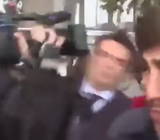 Idiazaquso's tweet photo. UN CÁMARA DE LA ETA, ENVIADO POR PEDRO SÁNCHEZ, CASI MATA A MI DEFRAUDADOR CONFESO. https://t.co/EquBJCzuUj