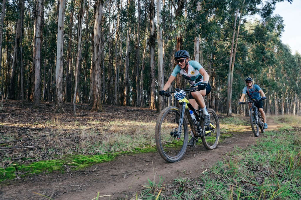 Expect an action packed race on the Registration day of the ‘OG’ event where the countries fastest pros go head to head in and around the Glencairn Race Village while you sip on a cold one and cheer them on 🍻 

#morethanaride #rideofyourlife #mountainbiking #mtb