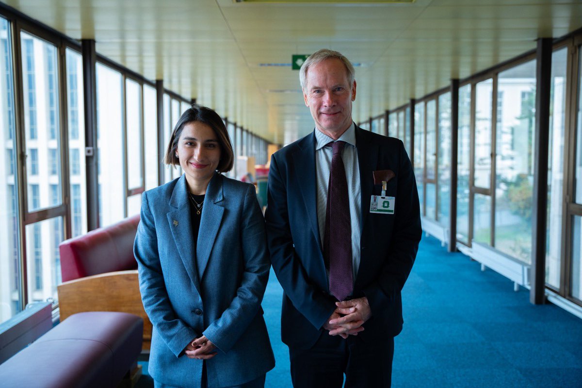 Cancillería Colombia (@cancilleriacol) on Twitter photo La Canciller @LauriSarabia y el enviado especial de la Unión Europea para los Derechos Humanos, <a href="/OlofBSkoog/">Olof Skoog</a>, se reunieron en Ginebra para dialogar de los principales temas de la agenda común como migración, la igualdad de género y lucha contra el racismo.
También conversaron La Canciller @LauriSarabia y el enviado especial de la Unión Europea para los Derechos Humanos, <a href="/OlofBSkoog/">Olof Skoog</a>, se reunieron en Ginebra para dialogar de los principales temas de la agenda común como migración, la igualdad de género y lucha contra el racismo.
También conversaron