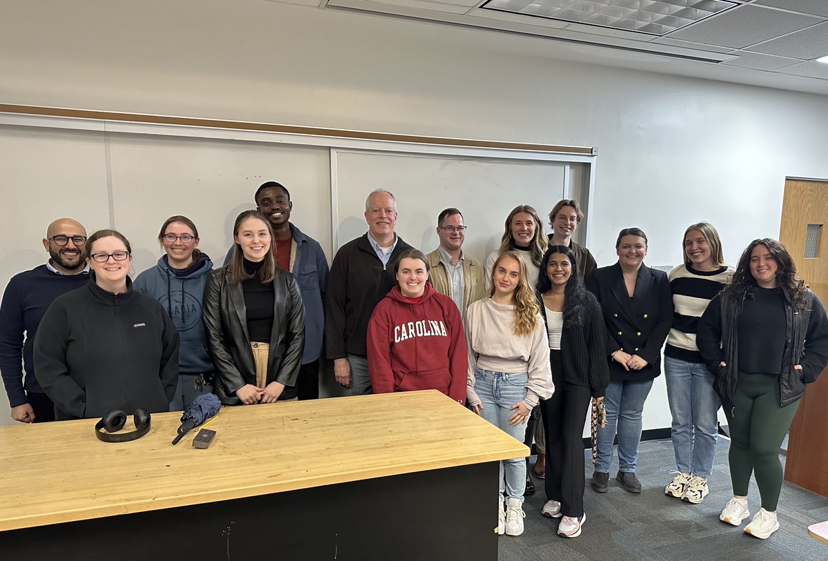 Olja Simoska (Оља Симоска) (@oljasimoska) on Twitter photo Thrilled to have hosted Prof. Stephen Jacobson from <a href="/IUBChemistry/">Indiana University Chemistry Department</a> at <a href="/UofSC_Chem/">USC Chemistry & Biochemistry</a>!🙌His talk sparked great discussions, and the turnout was fantastic. Huge thanks to Stephen for sharing your expertise! <a href="/SimoskaLab/">Simoska Lab</a> & <a href="/S_Amir_Hosseini/">Hosseini Research Group</a>'s groups enjoyed the chance to learn from you!!! Thrilled to have hosted Prof. Stephen Jacobson from <a href="/IUBChemistry/">Indiana University Chemistry Department</a> at <a href="/UofSC_Chem/">USC Chemistry & Biochemistry</a>!🙌His talk sparked great discussions, and the turnout was fantastic. Huge thanks to Stephen for sharing your expertise! <a href="/SimoskaLab/">Simoska Lab</a> & <a href="/S_Amir_Hosseini/">Hosseini Research Group</a>'s groups enjoyed the chance to learn from you!!!