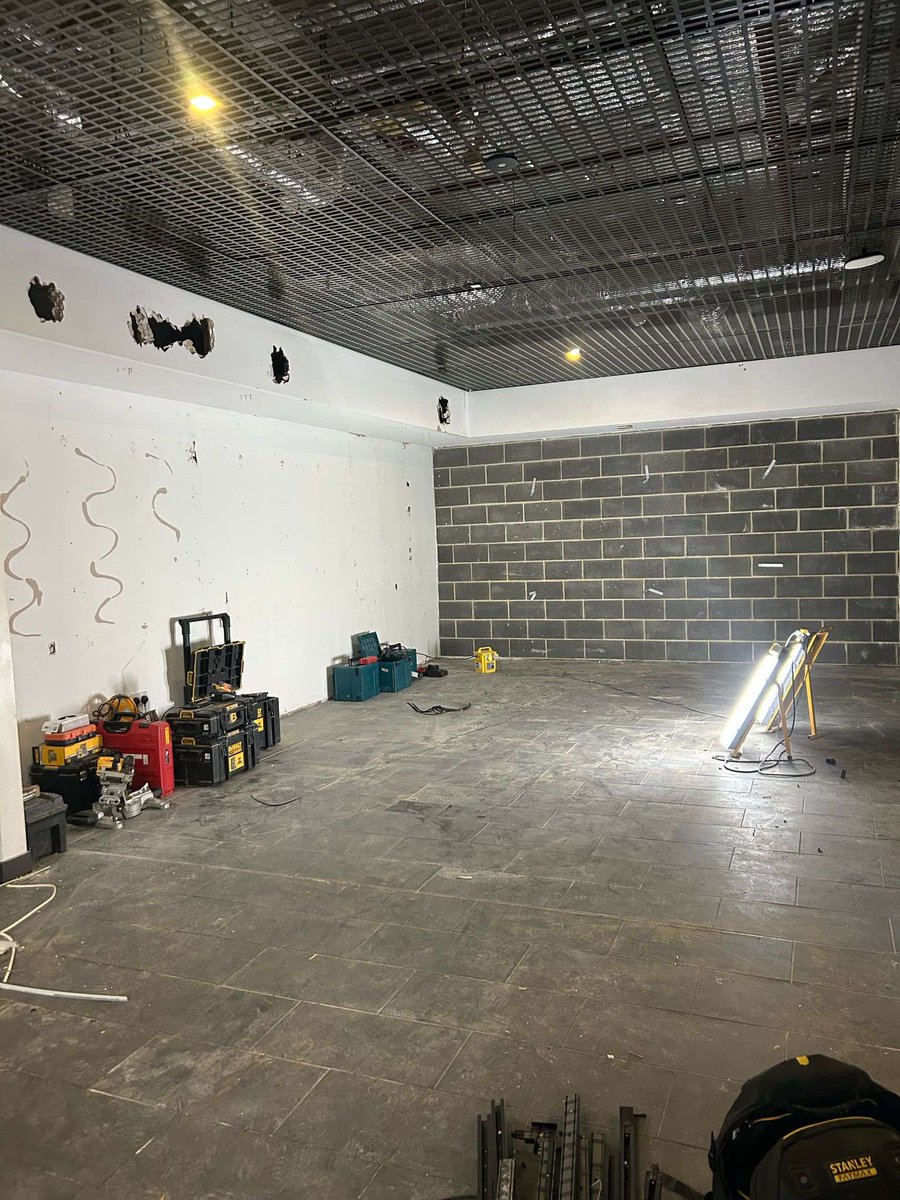 UkJsj's tweet photo. 🔨 Getting our teeth stuck into an exciting project in London! 🏗️

We’ve teamed up with leading student accommodation provider @urbanestUK to transform the communal spaces at their King’s Cross site, creating state-of-the-art areas where students can unwind and socialise. ✨🏡 https://t.co/C4Y3pXXJd5