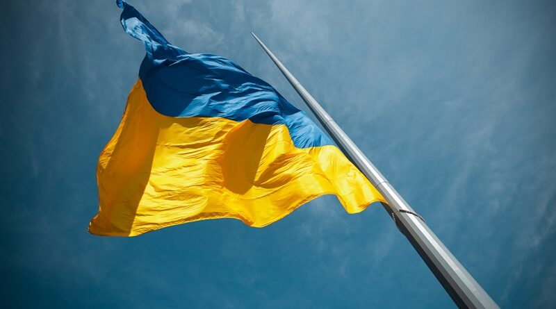 SoapProject_ua's tweet photo. Три роки війни… Три роки болю, втрат, боротьби та, головне, неймовірної сили духу. Україна вистояла, бо в її серці – мільйони хоробрих, відданих і незламних людей. https://t.co/363XE4JACG