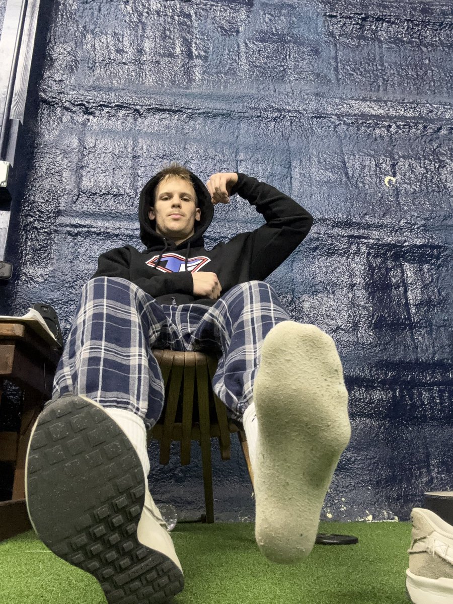 you can’t resist so just get in the dms and $end ‼️🏧🤑