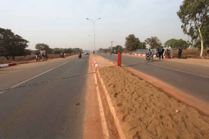 Malijetactu's tweet image. Agrandissement de la route de Kabala : Une urgence vitale pour les usagers malijet.com/la_societe_mal… #malijet #Agrandissement #Mali #route #Kabala #urgence #usagers