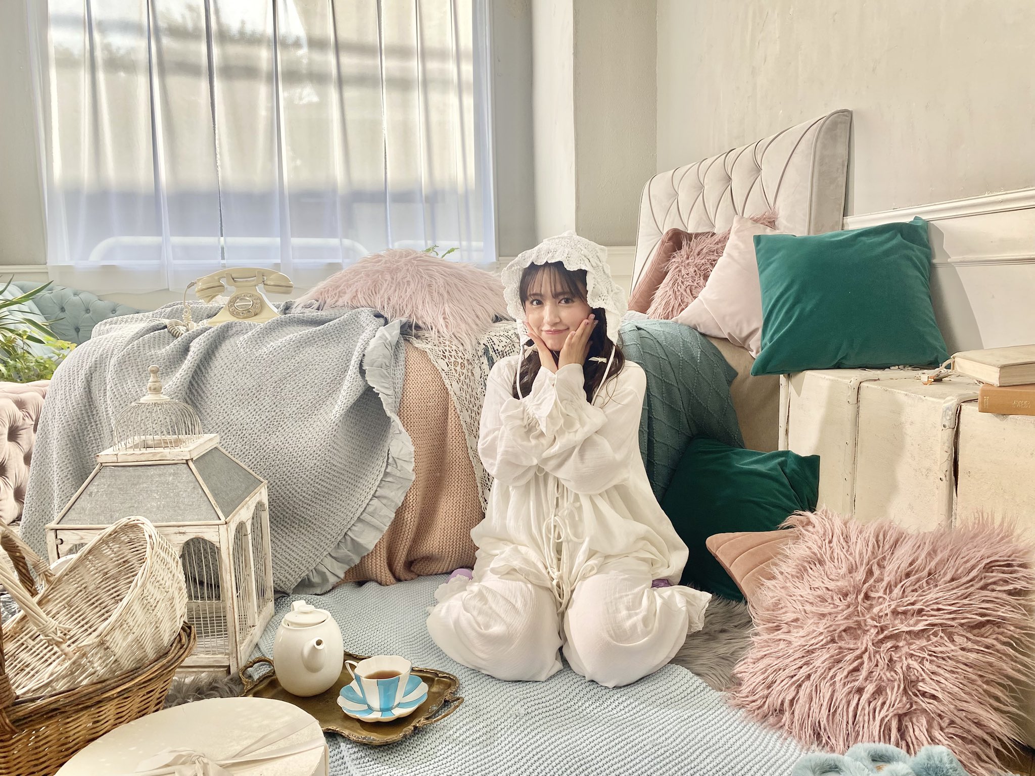 逢田梨香子 クッション 逢田梨香子 クッション DMMスクラッチ 逢田