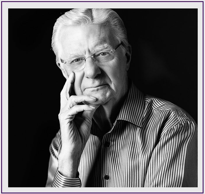 honordetigre's tweet photo. Conoce a Bob Proctor

• Fue bombero a los 30
• Se hizo millonario a los 40
• Enseñó sobre Riqueza & Mindset a miles de personas a los 50

Expuso las mayores mentiras sobre el dinero y demostró que cualquiera puede atraer abundancia.

Aquí tienes 8 hacks de Riqueza que usó cuando los demás fracasaron (róbalos):🧵