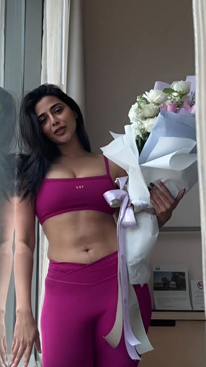 Kathira46482094's tweet photo. Aishwarya Lekshmi  Hottest Photoshoots 🥵 

A Thread 🧵 https://t.co/BoU0l35nDo