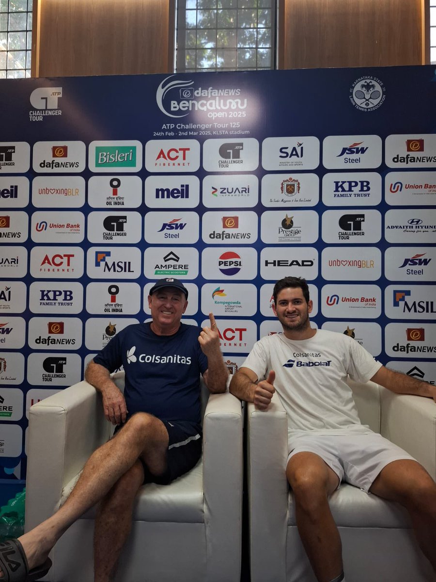 Nico Mejía (209º) logra la segunda mejor victoria del año en el Challenger de Bengaluru 🇮🇳 tras vencer por  6-3, 6-4 a E. Moller (155º).

Espera por el ganador del duelo entre  M. Geerts (305º)  o B. Ellis (302º).

Está acompañado y guiado por Ricardo Sánchez, Director Equipo