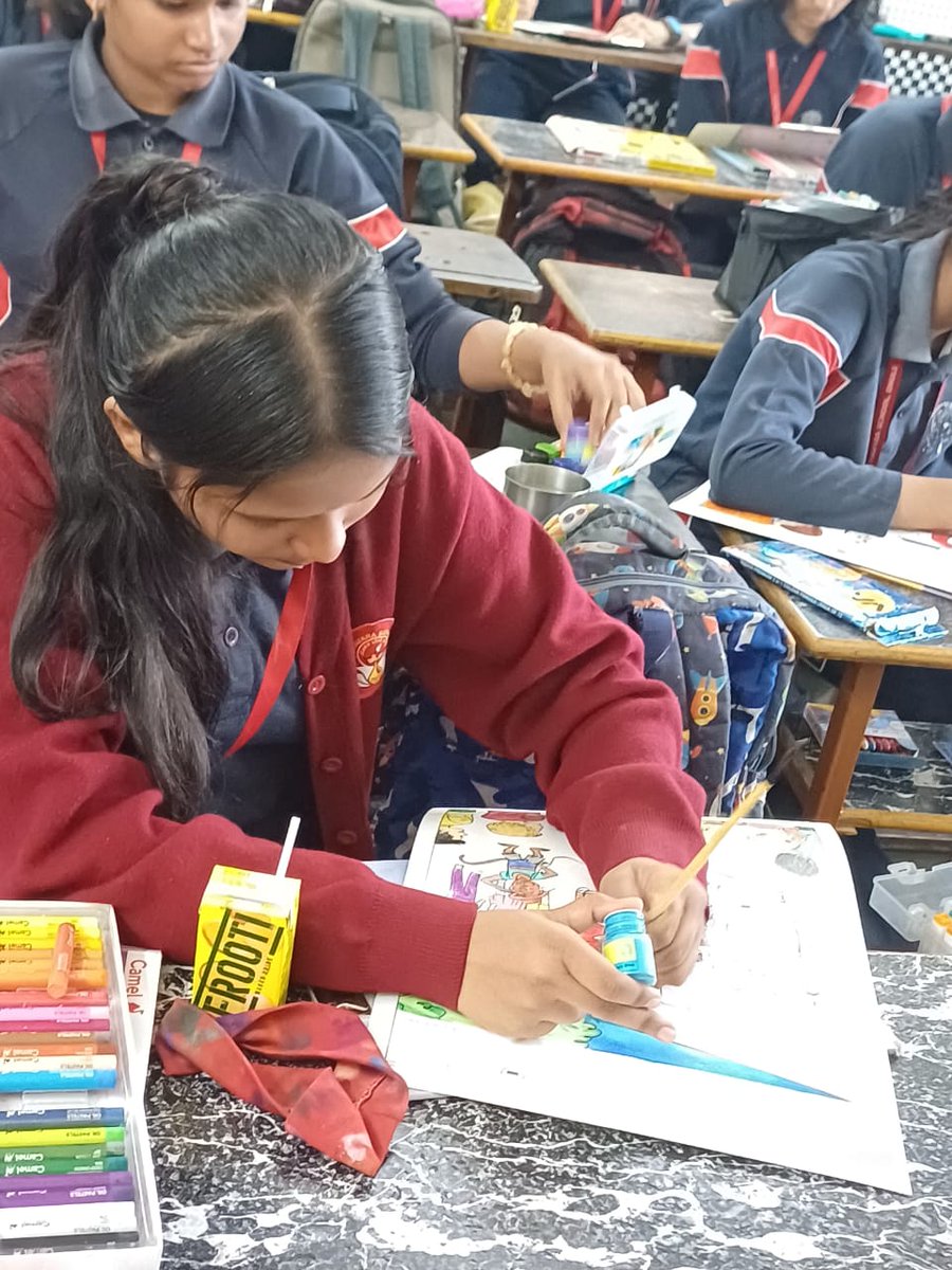 colourangotsav's tweet image. Different schools of students participated in Rangotsav Celebration International Level Art Competition at Chavara School, Dhule - Maharashtra. 

#differentschool #skills #students #dhule #internationalartcompetitions #talents #maharashtra #standards #artistry #india