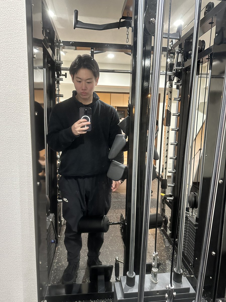 次で今日はラスト👾
頑張ろう🔥
#筋トレ
