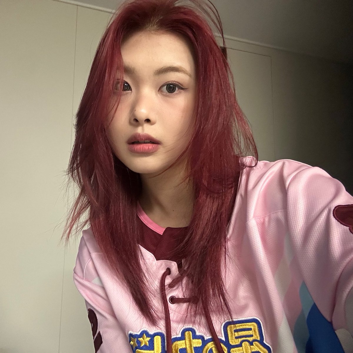purplekissloops's tweet photo. WE GOT RED SWAN OMG https://t.co/U1h9wsbs9s