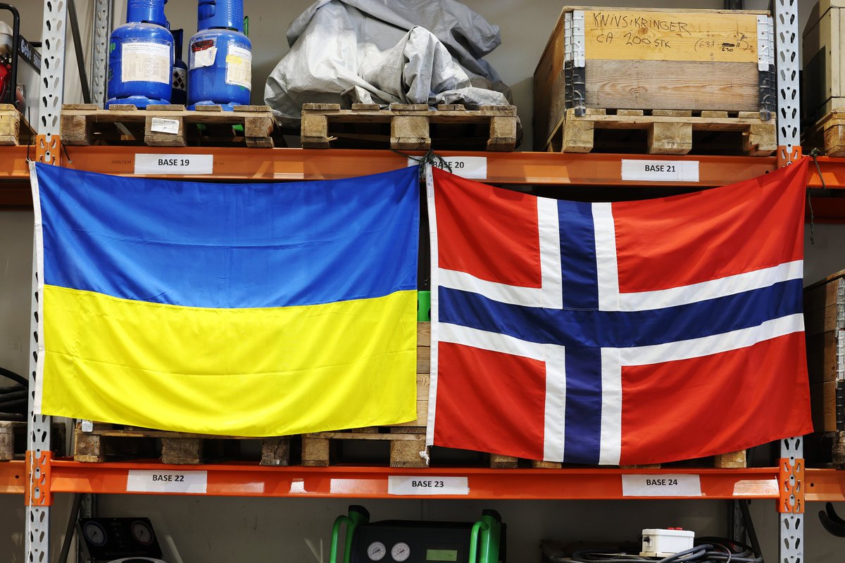 The Norwegian government is committing 300 mil. Euro of its military support to Ukraine for 2025 to Ukrainian defence industry 🇺🇦

The Ukrainian defence industry has shown great resilience and ability to innovate, and Norway commits to support this effort going forward 💪🏼