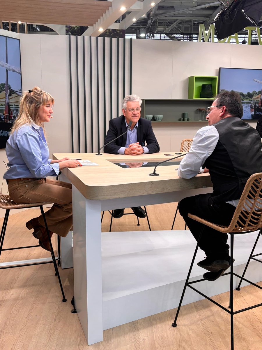 Un gd👏à nos Administrateurs #msa_dlg, <a href="/max_doux/">Doux Max</a> et <a href="/ReynierSbastie1/">Reynier Sébastien</a> pour leur participation à l’émission #MSATVauSIA. Ils ont bien mis en lumière le rôle des élus à travers leur témoignage sur des actions organisées sur nos 2 Dpts ainsi que les spécificités de l’agriculture DLG.