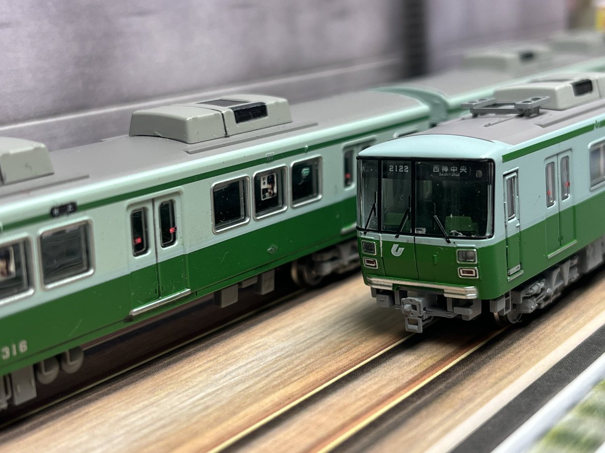 22125A1Srapid's tweet image. 鉄コレ神戸市営2122F完成！
パーツ関係でなかなか完成しなかった2000形がやっと完成した
時代設定は学生の頃よく乗ってた2018年頃で作成
久しぶりに床下も全塗装
優先座席などのインレタは世田谷製
オリックスインレタはレールクラフト阿波座製
ダミーカプラーはイケダモデリング製のパーツを使用