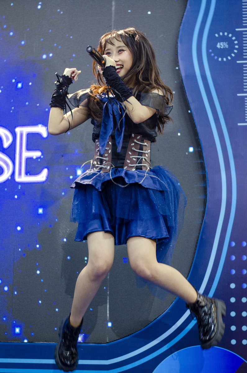 kakak                                              adik