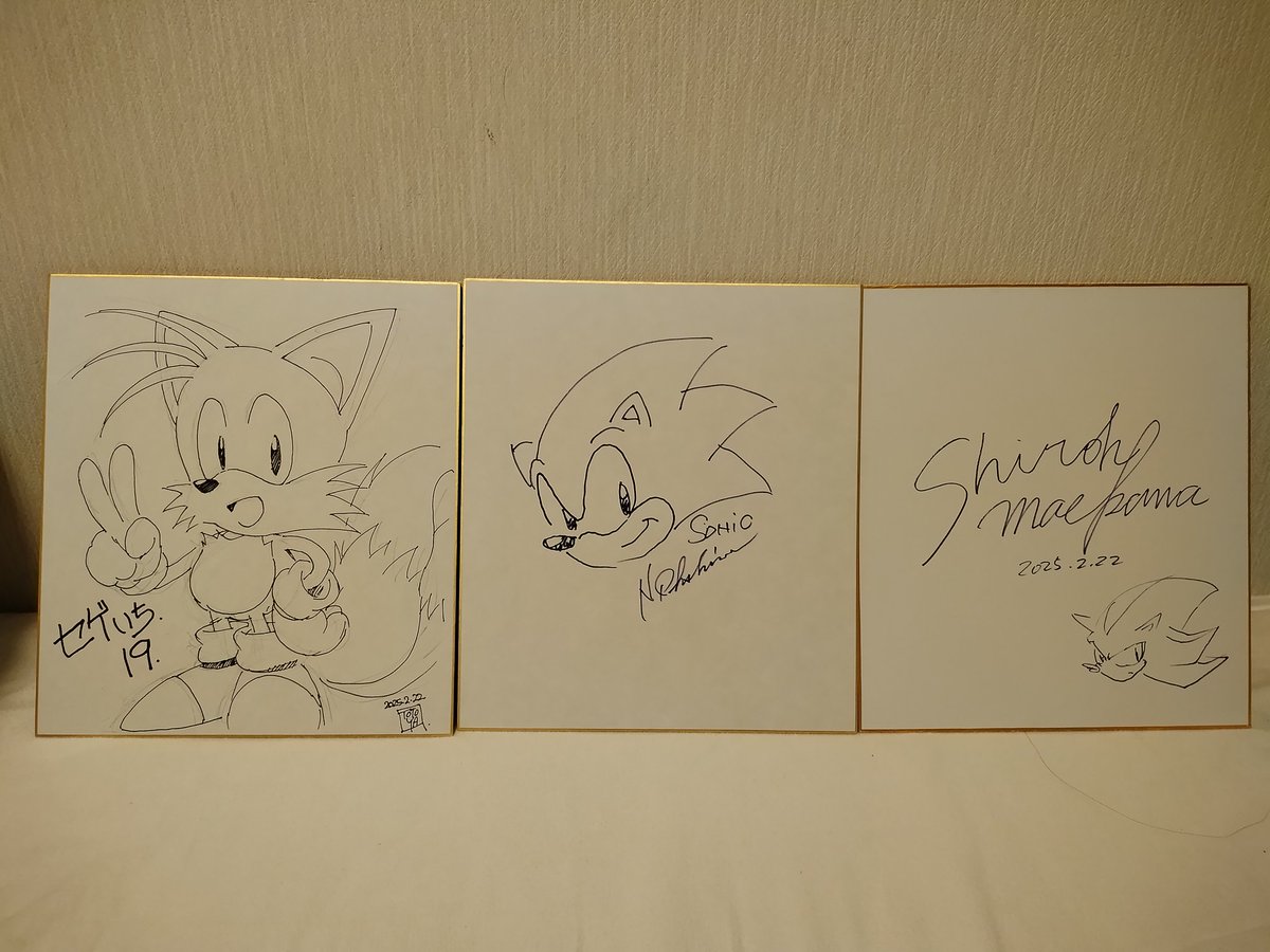 「セガ関係者は社員証提示でカタログ贈呈」のため、「アナタたちは会社で会えるでしょ！」な現役からOBまで集うセゲいち。セガ同窓会会場に使っていただけるなら本望です！
役得にあやかりたい想い、距離を保たねばという自重の狭間でしたが、快くサインをいただき有難うございました
#セゲいち19