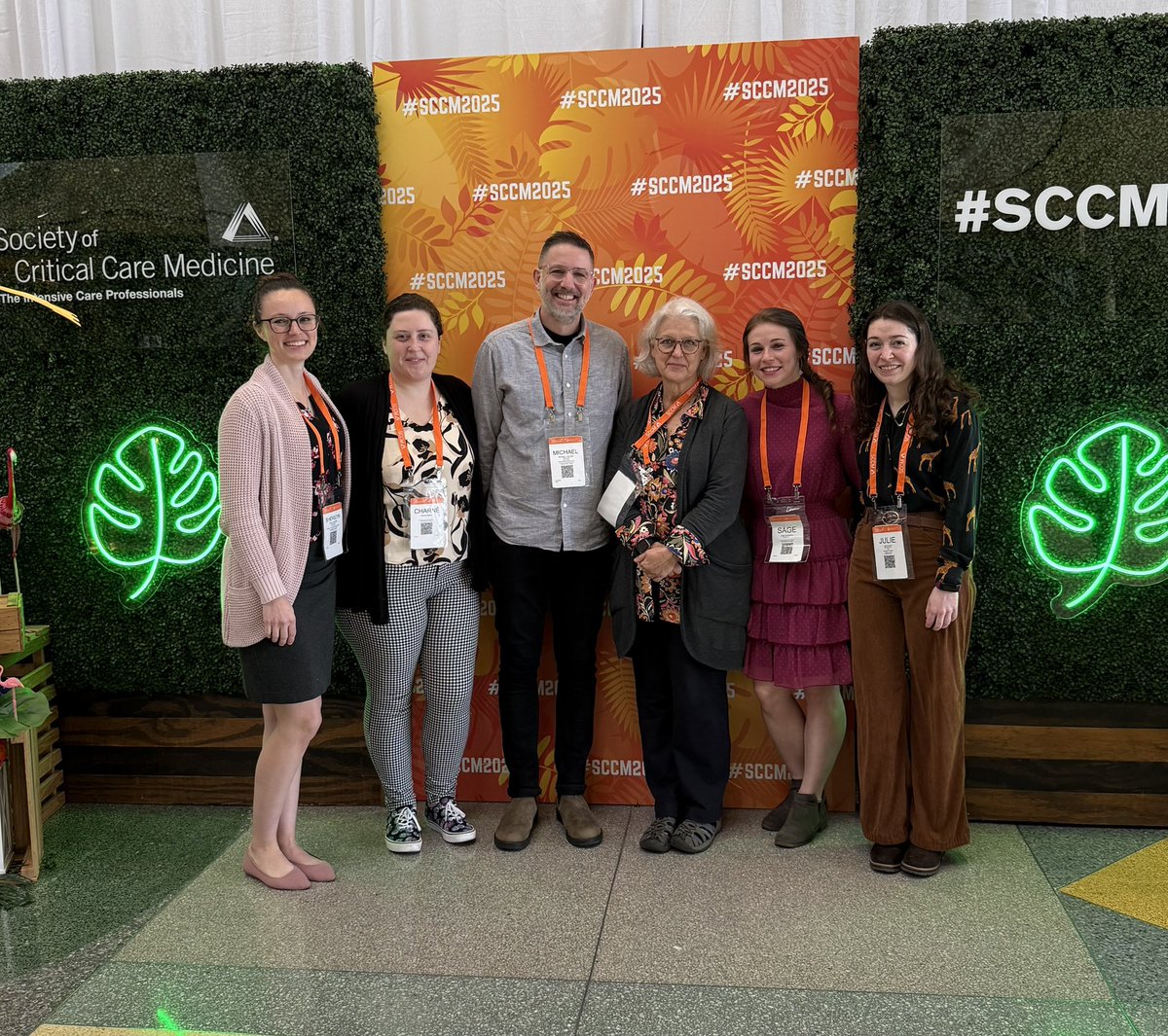 The #UVAChildrens #PedsICU Crew at #SCCM2025
