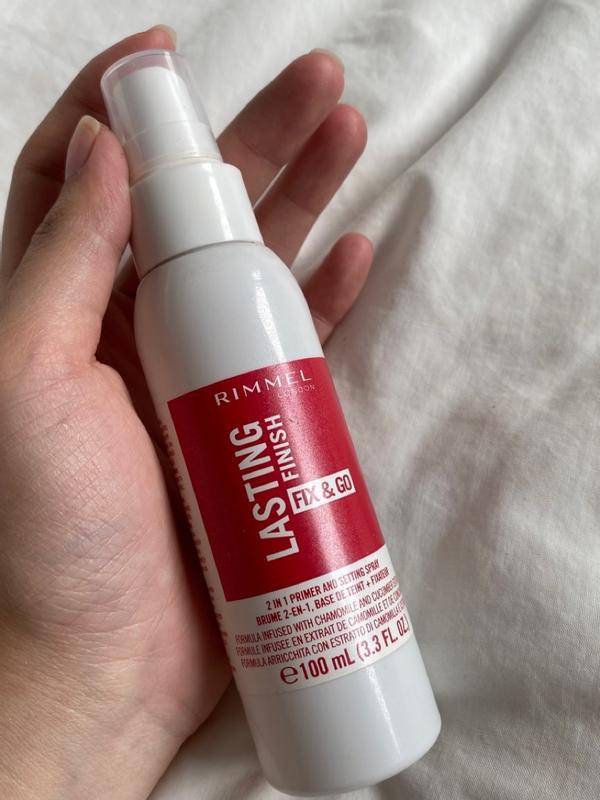 Cikaesthetic's tweet photo. 4. Rimmel 

Ni best pun best ! Menangis pagi raya pun naiss dia tak kacau makeup la. Tapi jangan tarik dengan tisu kuat2. dap2 la air mata tu 😂 Tapi i pakai a few time je sebab pinjam orang punya hehe

https://t.co/RLmIdZPBgN https://t.co/OG17kdHgNS