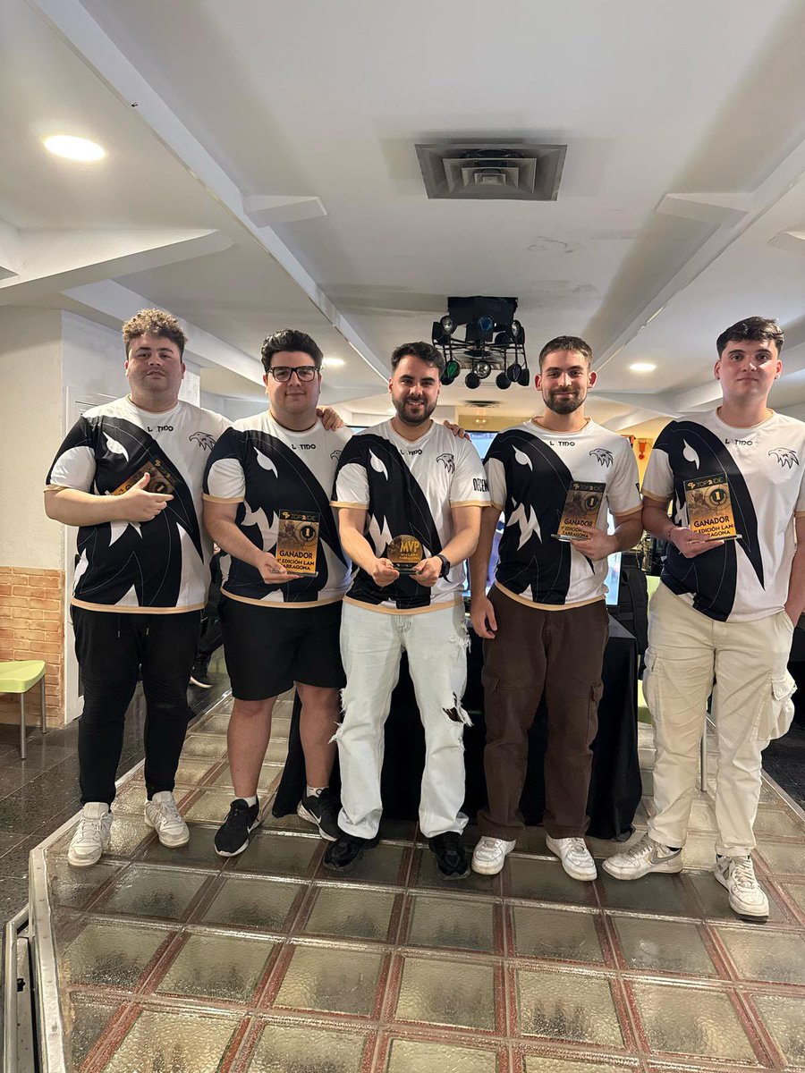 Nova tournaments (@novax_2) on Twitter photo Primer puesto 🥇 LAN Tarragona 2000€ 
- <a href="/Ninjaso_/">Ninjaso</a>
- <a href="/Sorwaree/">Kike</a> 
- <a href="/Glaaix/">Rober</a>
- <a href="/zDruunkz/">DrunKyy</a> 
<a href="/Jorge24detoro/">Jorge</a> 
<a href="/NeKrooX/">Adri</a>
<a href="/OnlyGuillee/">Guille</a>
<a href="/ClubDecennium/">Club Decennium</a> 
FELICIDADES 🎉 Primer puesto 🥇 LAN Tarragona 2000€ 
- <a href="/Ninjaso_/">Ninjaso</a>
- <a href="/Sorwaree/">Kike</a> 
- <a href="/Glaaix/">Rober</a>
- <a href="/zDruunkz/">DrunKyy</a> 
<a href="/Jorge24detoro/">Jorge</a> 
<a href="/NeKrooX/">Adri</a>
<a href="/OnlyGuillee/">Guille</a>
<a href="/ClubDecennium/">Club Decennium</a> 
FELICIDADES 🎉