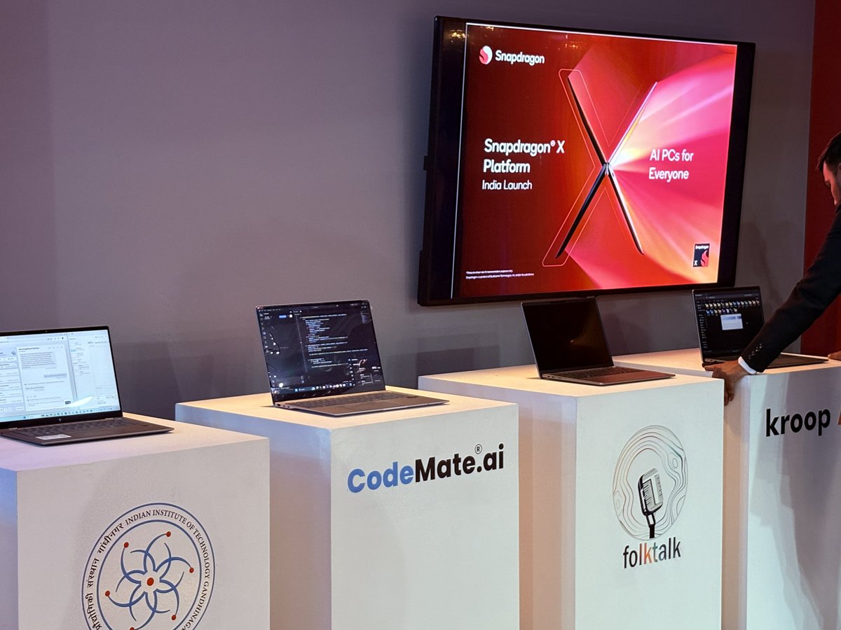 theayushsinghal's tweet image. @CodeMateAI X @qualcomm_in showcase at @Snapdragon_IN X India Launch today was truly amazing. 

The AI first developer PC is all set to be a gamechanger super soon🔥

Experience the power of AI assisted programming now happening completely locally on @Snapdragon_IN latest NPUs🚀