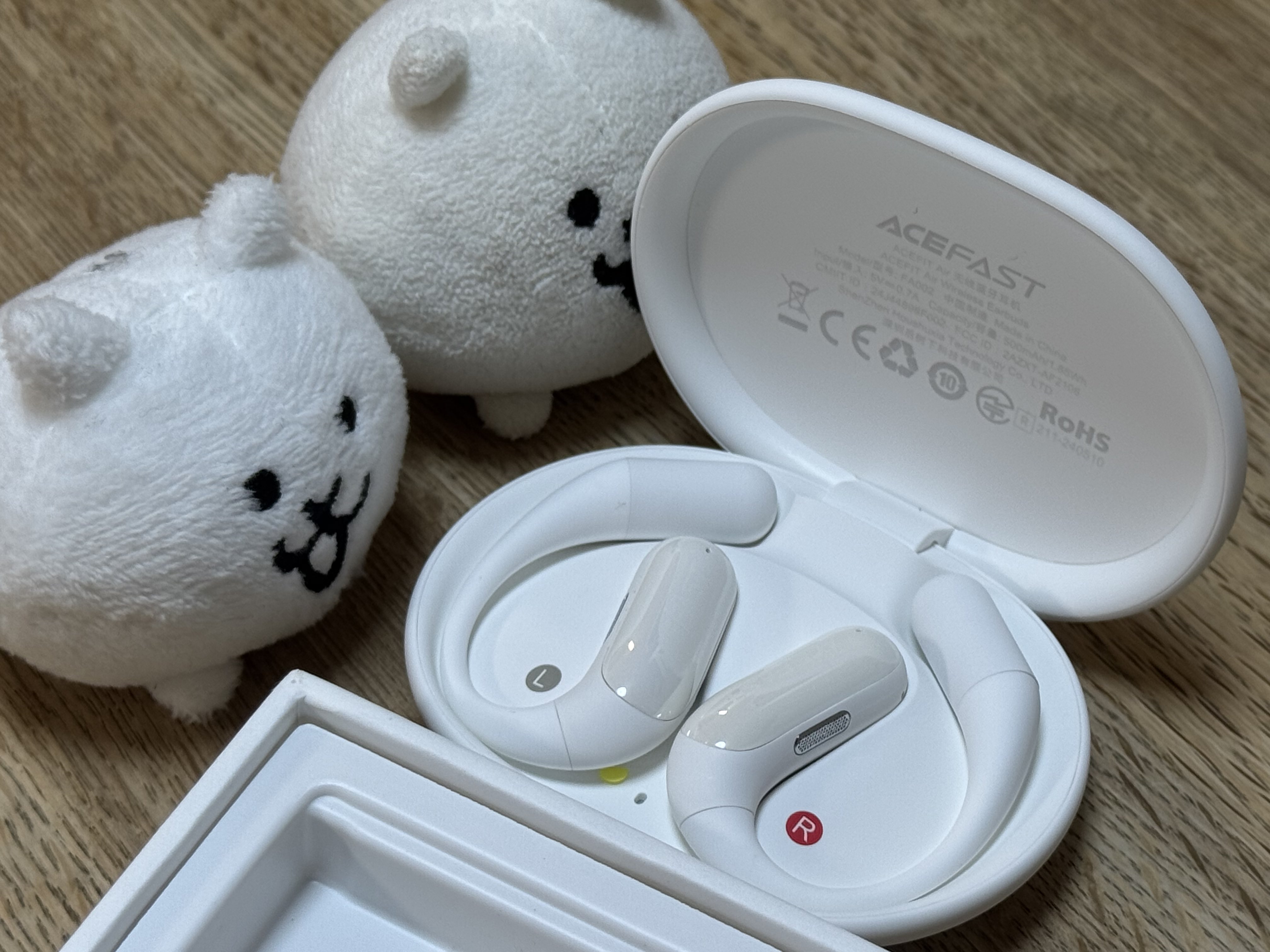 レビュー：『 ACEFAST acefit air 』☆5 軽さと迫力の融合
